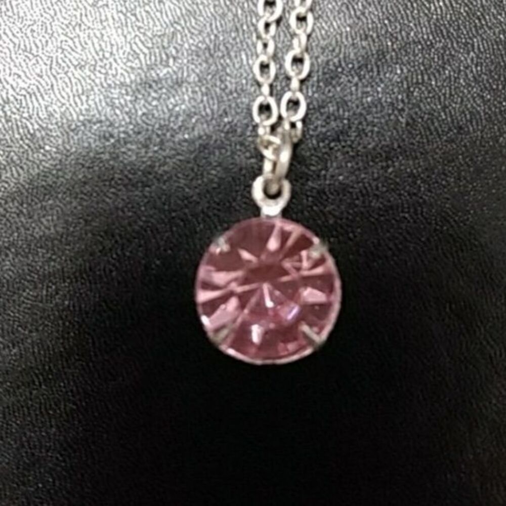 Silver tone and pink stone necklace 18-21"